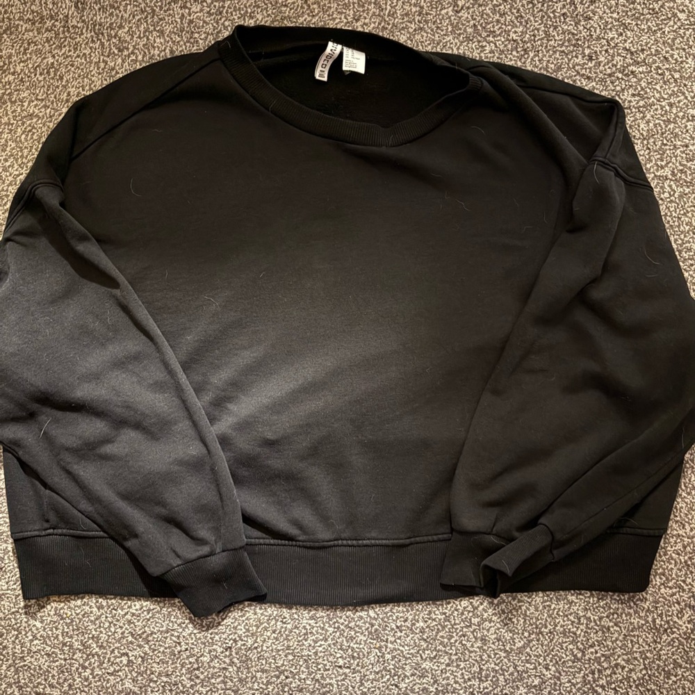 H&M Classic Black Crewneck Sweater